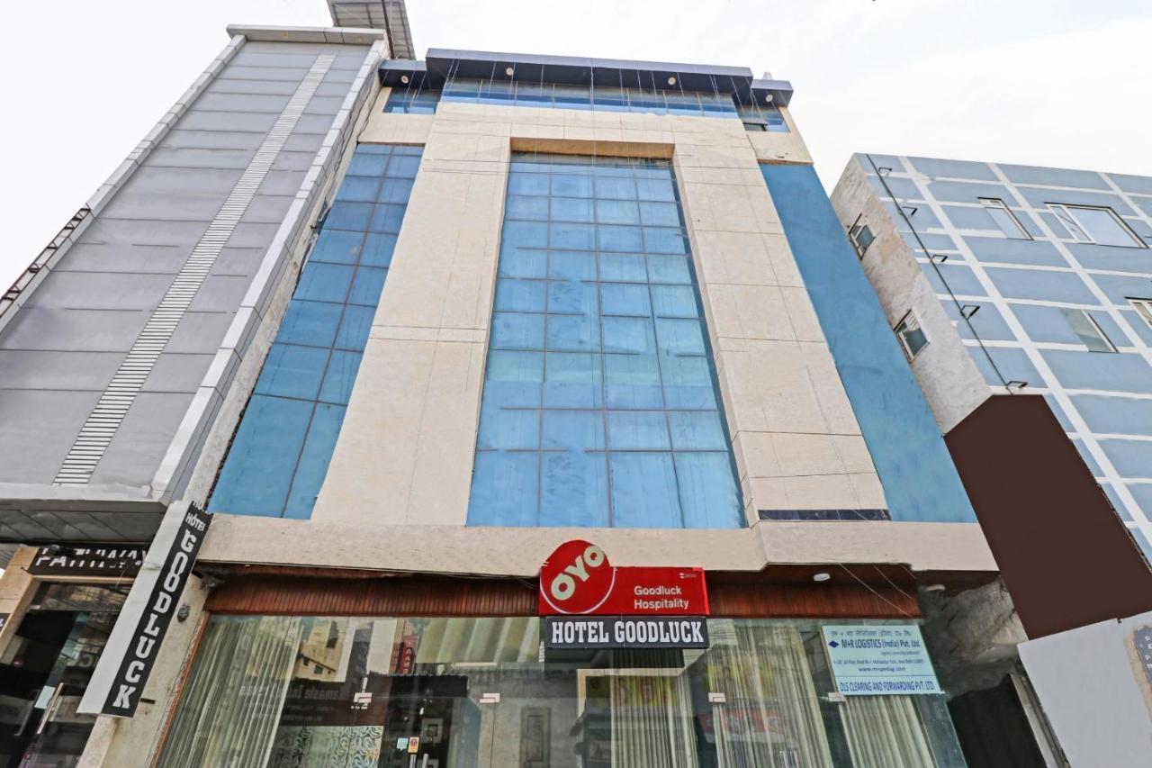 Airport Hotel Goodluck Neu-Delhi Exterior foto